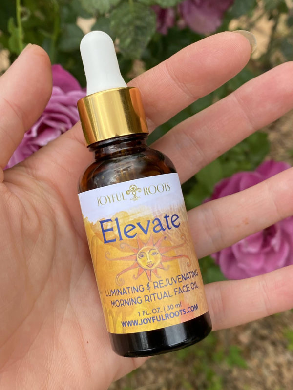 Elevate Morning Ritual Oil With Blackberry and Lemon Balm